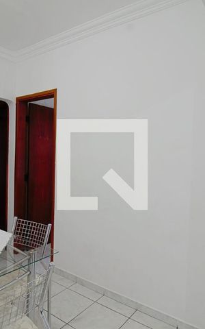 Apartamento à venda com 82m², 3 quartos e 1 vaga Apartamento à venda com 82m², 3 quartos e 1 vagaSala