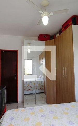Apartamento à venda com 82m², 3 quartos e 1 vaga Apartamento à venda com 82m², 3 quartos e 1 vagaSuíte