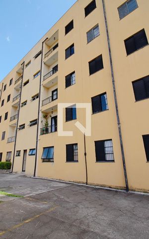 Apartamento à venda com 82m², 3 quartos e 1 vaga Apartamento à venda com 82m², 3 quartos e 1 vagaFachada do bloco