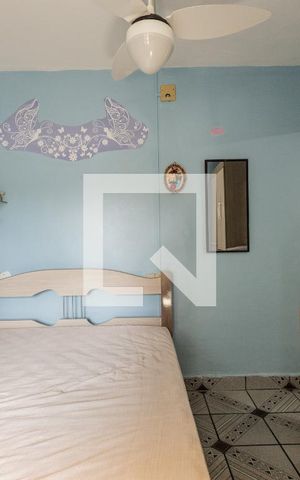 Casa à venda com 230m², 7 quartos e 2 vagas Casa à venda com 230m², 7 quartos e 2 vagasQuarto 1