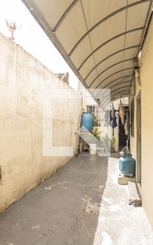 Casa à venda com 230m², 7 quartos e 2 vagas Casa à venda com 230m², 7 quartos e 2 vagasÁrea externa