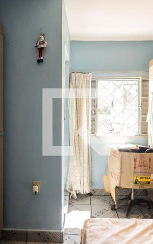 Casa à venda com 230m², 7 quartos e 2 vagas Casa à venda com 230m², 7 quartos e 2 vagasQuarto 1