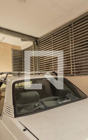 Casa à venda com 230m², 7 quartos e 2 vagas Casa à venda com 230m², 7 quartos e 2 vagasGaragem