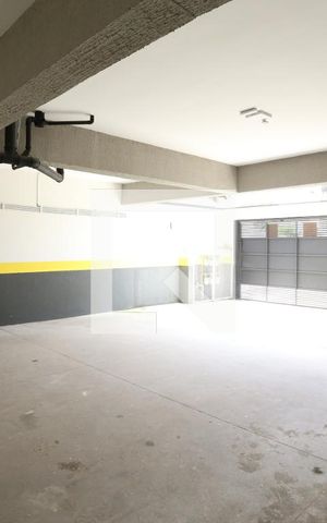 Casa de condomínio à venda com 64m², 2 quartos e 1 vagaGaragem