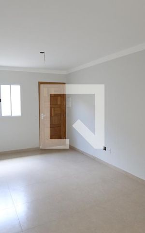 Casa de condomínio à venda com 64m², 2 quartos e 1 vagaSala