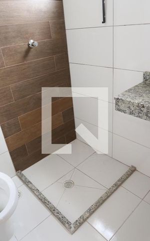 Casa de condomínio à venda com 64m², 2 quartos e 1 vagaBanheiro da Suíte 1