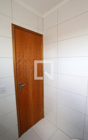 Casa de condomínio à venda com 64m², 2 quartos e 1 vagaBanheiro da Suíte 1