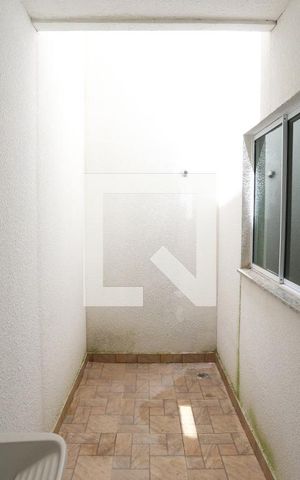 Casa de condomínio à venda com 64m², 2 quartos e 1 vagaÁrea de Serviço