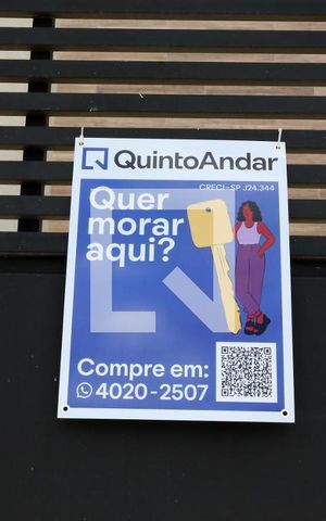 Casa de condomínio à venda com 64m², 2 quartos e 1 vagaFachada