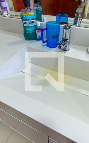 Casa à venda com 274m², 2 quartos e 2 vagas Casa à venda com 274m², 2 quartos e 2 vagasBanheiro 1