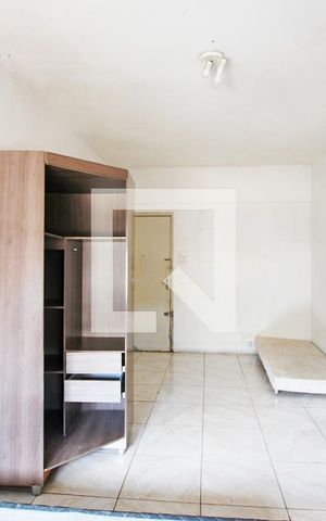 Studio à venda com 40m², 1 quarto e sem vagaKitinet