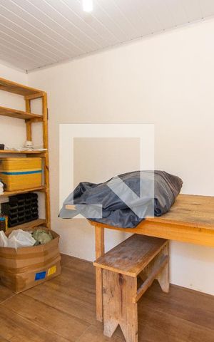 Casa à venda com 312m², 3 quartos e 4 vagas Casa à venda com 312m², 3 quartos e 4 vagasQuarto de Serviço