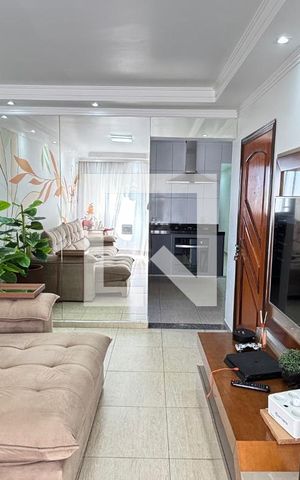 Apartamento à venda com 180m², 3 quartos e 2 vagas Apartamento à venda com 180m², 3 quartos e 2 vagasSala