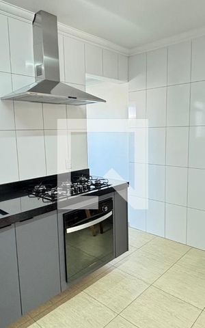 Apartamento à venda com 180m², 3 quartos e 2 vagas Apartamento à venda com 180m², 3 quartos e 2 vagasCozinha