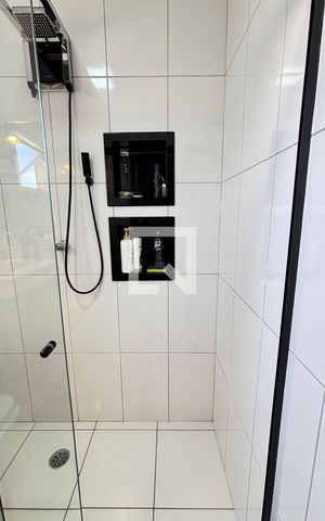 Apartamento à venda com 180m², 3 quartos e 2 vagas Apartamento à venda com 180m², 3 quartos e 2 vagasBanheiro da Suíte