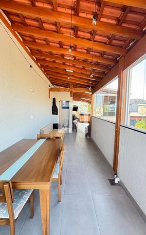 Apartamento à venda com 180m², 3 quartos e 2 vagas Apartamento à venda com 180m², 3 quartos e 2 vagasCobertura