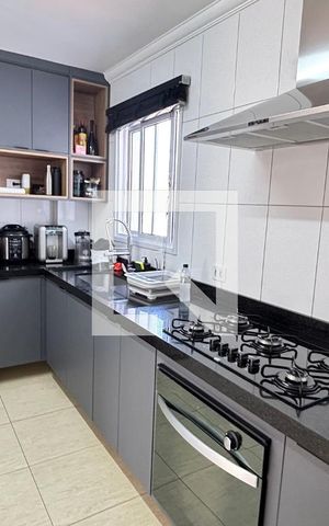 Apartamento à venda com 180m², 3 quartos e 2 vagas Apartamento à venda com 180m², 3 quartos e 2 vagasCozinha