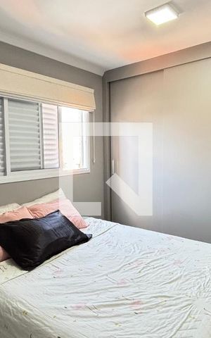 Apartamento à venda com 180m², 3 quartos e 2 vagas Apartamento à venda com 180m², 3 quartos e 2 vagasSuite