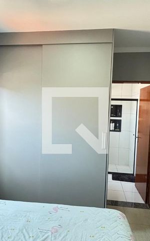 Apartamento à venda com 180m², 3 quartos e 2 vagas Apartamento à venda com 180m², 3 quartos e 2 vagasSuite