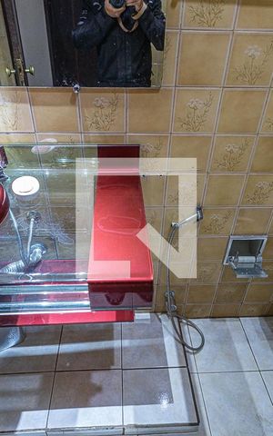 Casa à venda com 360m², 3 quartos e 4 vagasBanheiro social