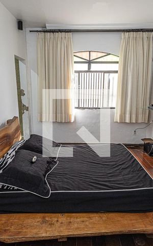 Casa à venda com 360m², 3 quartos e 4 vagasQuarto 1 / suite