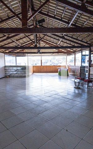 Casa à venda com 360m², 3 quartos e 4 vagasTerraço