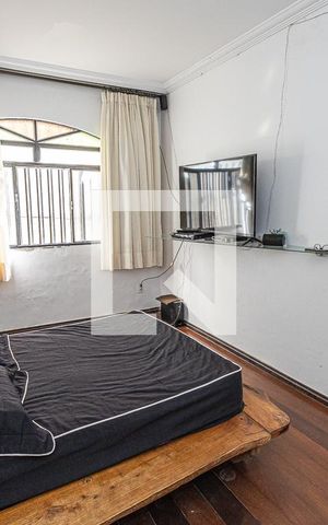 Casa à venda com 360m², 3 quartos e 4 vagasQuarto 1 / suite