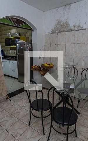 Casa à venda com 360m², 3 quartos e 4 vagasÁrea de serviço