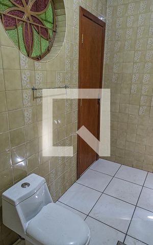 Casa à venda com 360m², 3 quartos e 4 vagasBanhero suite