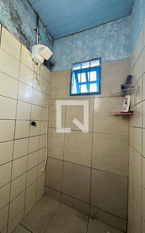 Casa à venda com 160m², 3 quartos e 2 vagasBanheiro