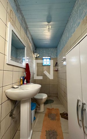 Casa à venda com 160m², 3 quartos e 2 vagasBanheiro