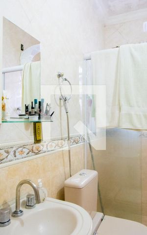 Casa à venda com 406m², 3 quartos e 1 vaga Casa à venda com 406m², 3 quartos e 1 vagaBanheiro do quarto 1