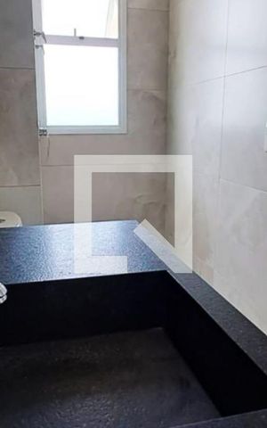 Apartamento à venda com 198m², 4 quartos e 3 vagas Apartamento à venda com 198m², 4 quartos e 3 vagasBanheiro