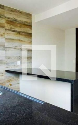 Apartamento à venda com 198m², 4 quartos e 3 vagas Apartamento à venda com 198m², 4 quartos e 3 vagasStudio