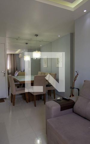 Apartamento à venda com 47m², 2 quartos e sem vaga Apartamento à venda com 47m², 2 quartos e sem vagaSala