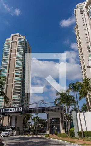Apartamento para alugar com 156m², 3 quartos e 2 vagasVista da Rua