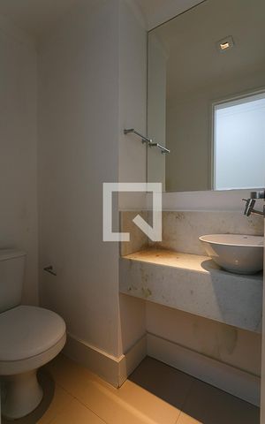 Apartamento para alugar com 126m², 3 quartos e 2 vagas Apartamento para alugar com 126m², 3 quartos e 2 vagasLavabo