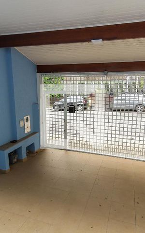 Casa à venda com 236m², 3 quartos e 2 vagas Casa à venda com 236m², 3 quartos e 2 vagasVista Sala