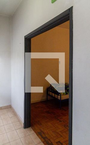 Casa à venda com 350m², 4 quartos e 7 vagas Casa à venda com 350m², 4 quartos e 7 vagasQuarto 2