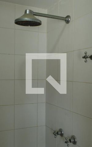 Apartamento à venda com 68m², 2 quartos e 1 vagaBanheiro de serviço