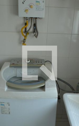 Apartamento à venda com 68m², 2 quartos e 1 vagaÁrea de Serviço 