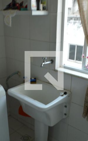 Apartamento à venda com 68m², 2 quartos e 1 vagaÁrea de Serviço 