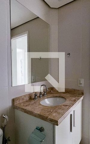Apartamento para alugar com 74m², 2 quartos e 2 vagasBanheiro 