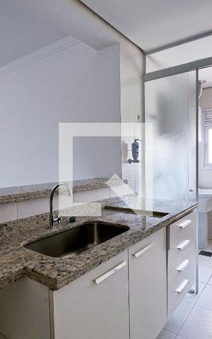 Apartamento para alugar com 74m², 2 quartos e 2 vagasCozinha