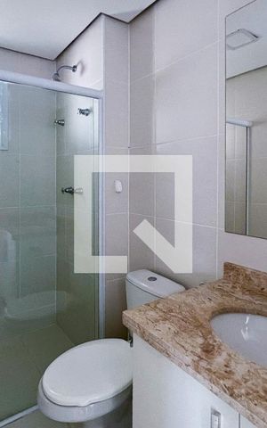 Apartamento para alugar com 74m², 2 quartos e 2 vagasBanheiro 