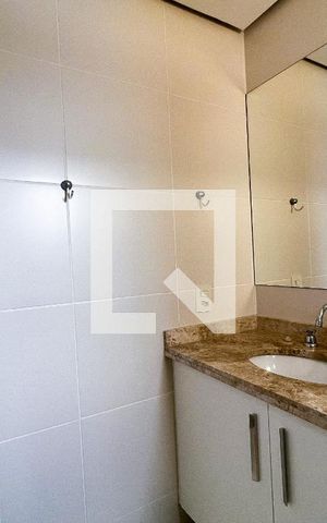 Apartamento para alugar com 74m², 2 quartos e 2 vagasBanheiro da Suíte