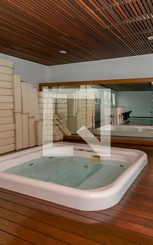 Apartamento para alugar com 71m², 2 quartos e 2 vagas Apartamento para alugar com 71m², 2 quartos e 2 vagasJacuzzi