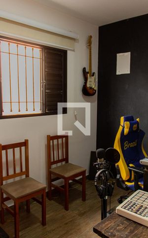 Casa à venda com 140m², 4 quartos e 2 vagasQuarto 3