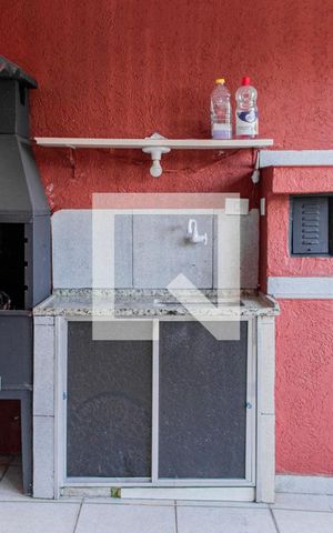 Casa à venda com 140m², 4 quartos e 2 vagasQuintal