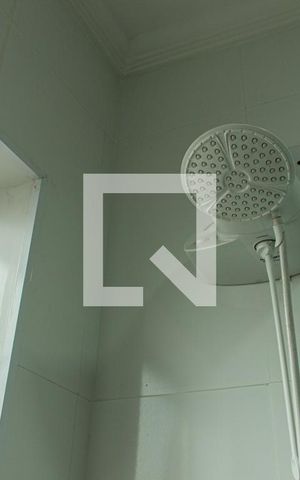Casa à venda com 140m², 4 quartos e 2 vagasBanheiro